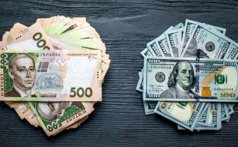 Офіційний курс: гривня продовжує знецінюватися