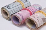 В Україні скасували одні валютні торги та зібрали долар на інші - курс відкатять