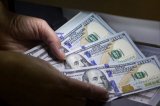 США лидируют по объему денежных переводов в Украину