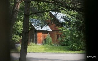 Посольство США вивезло всі речі з дачі в Москві