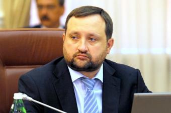 Україна залишається ризикованою країною для інвесторів - Арбузов