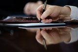 Украинцев будут идентифицировать по цифровой подписи - Порошенко подписал закон