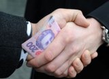 Чверть українців дає хабарі, &ndash; соціологи
