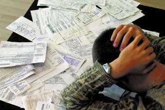 Українці накопичили мільярди боргів за комуналку: що загрожує боржникам за новими правилами і хто не платить