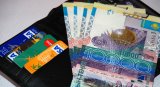 В правительстве подсчитали среднемесячную зарплату казахстанцев