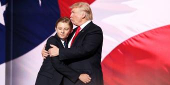 Сценаристку NBC відсторонили від роботи через твіти про сина Трампа