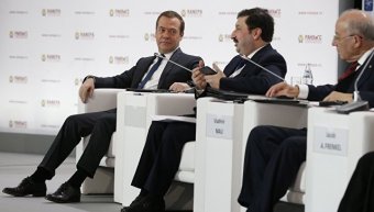 Медведєв: звичні показники вже не зображають повну картину в економіці, Росія