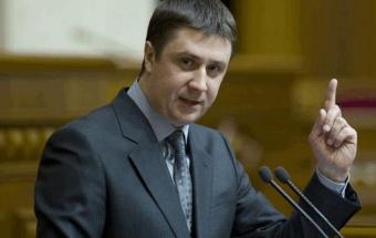 Віце-прем&rsquo;єр майже наздогнав за зарплатою Гройсмана