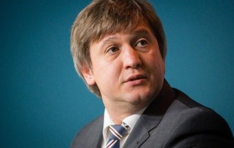 Луценко требует отставки главы Минфина Данилюка