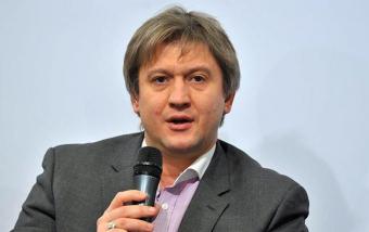 Данилюк погрожує Насірову звільненням за саботаж реформ
