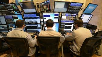 Bloomberg отключил терминалы по всему миру