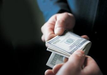 В Одесской области двое судей попались на взятке