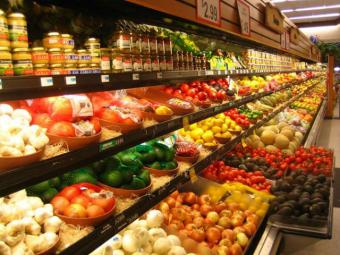 В Украине хотят вернуть госрегулирование цен на соцпродукты