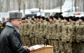 Порошенко оголосив демобілізацію в травні-липні
