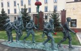В Москве согнули памятник &laquo;Они сражались за родину&raquo;