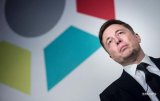 Ілон Маск буде випускати цукерки