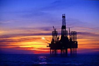 Нафта на світових торгах 3 червня дешевшає