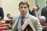 Олесь Довгий &laquo;легализовал&raquo; еще 3 млн грн через продажу картин соратникам