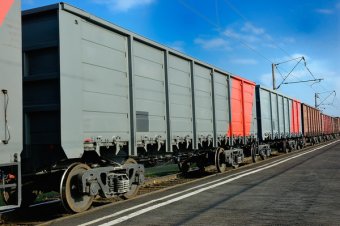 УЗ закупила только 500 полувагонов из запланированных 9 тысяч &ndash; Омелян