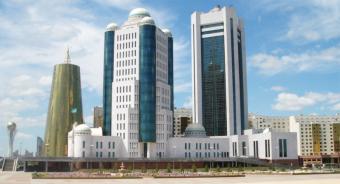 Парламент Казахстану прийняв поправки до Конституції