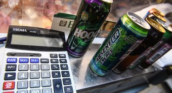 У Казахстані вимагають заборонити продаж енергетиків неповнолітнім