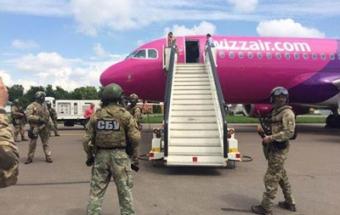 &laquo;Мінера&raquo; літака в Жулянах оштрафували на 17 тисяч