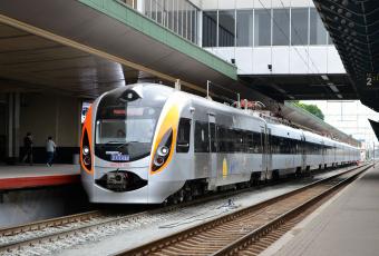 From September 1, all high-speed trains will be equipped with Wi-Fi