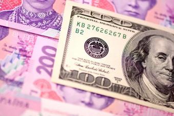 НБУ на 10 октября укрепил курс гривны к доллару до 25,84