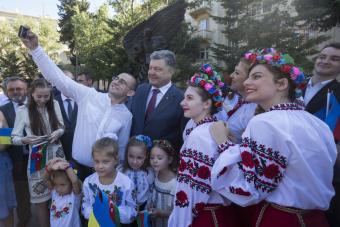 Ожидаем рост товарооборота между Украиной и Азербайджаном втрое - Президент встретился с украинской общиной Азербайджана