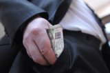 НАБУ задержало подозреваемого в хищении почти 100 миллионов из госбюджета