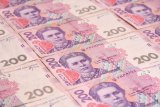 Гривня падает на закрытии межбанка