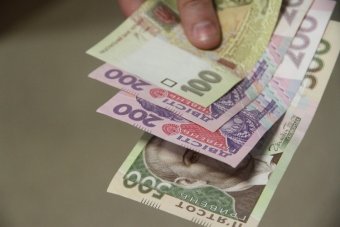 Ріст заощаджень українців зменшився у вісім разів