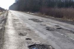 They are planning to spend 10 billion UAH for road repairing in 2014