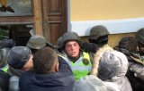 В Киеве участники Марша за импичмент Порошенко пытались захватить Октябрьский дворец