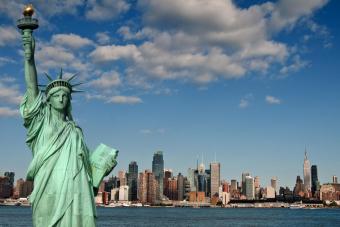 Годовая инфляция в США в ноябре оказалась выше прогноза