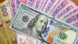 Гривня на міжбанку зміцнюється