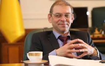 Не покладаючи рук: Пашинського застукали на &laquo;роботі з виборцями&raquo; в Дубаї