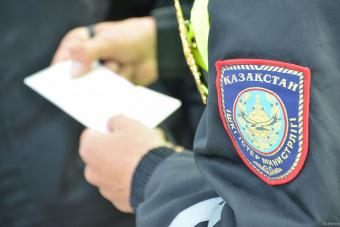 В Казахстане изменят законы, чтобы защитить полицейских от нападений