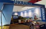Плуг вместо самолета. Сеть об Украине на Экспо