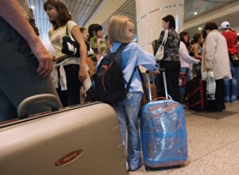 Казахстан і Узбекистан хочуть видавати мультивізи іноземним туристам