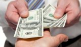 Украинцы в Польше за прошлый год перечислили домой более 3,2 млрд долларов