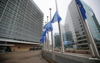 В ЕК заявили о риске торговой войны из-за пошлин США
