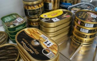 Росія зняла заборону на поставки шпрот з Латвії і Естонії