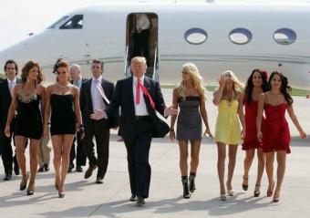 Администрация Трампа требует у ВС отменить иммиграционный указ