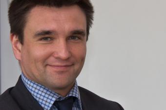 Зарплата Клімкіна з надбавками становить близько 30 тис. грн, - МЗС