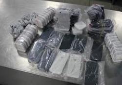 Митники склали рейтинг схем нелегального ввезення телефонів