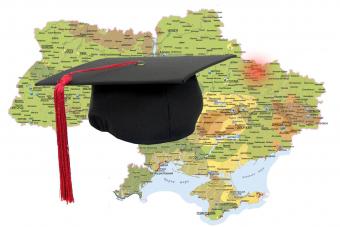 Кількість ВНЗ в Україні скоротять удвічі