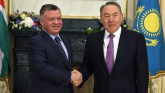 Назарбаєв присудив премію королю Йорданії