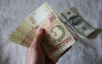 Межбанк открылся долларом по 25,98