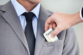 В Україні дозволили валютне кредитування населення з чіткою курсовою прив&rsquo;язкою